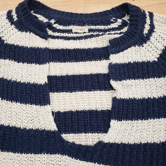 Pilcro‎ Sweater Womens Medium White Striped Knit Cropped Bell Sleeve Pullover - Picture 3 of 9